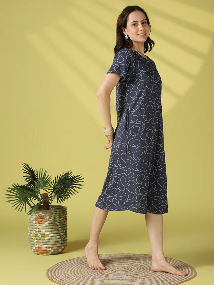 Swirl Print Hosiery Cotton Short Nighty for Women in Twisty Blue