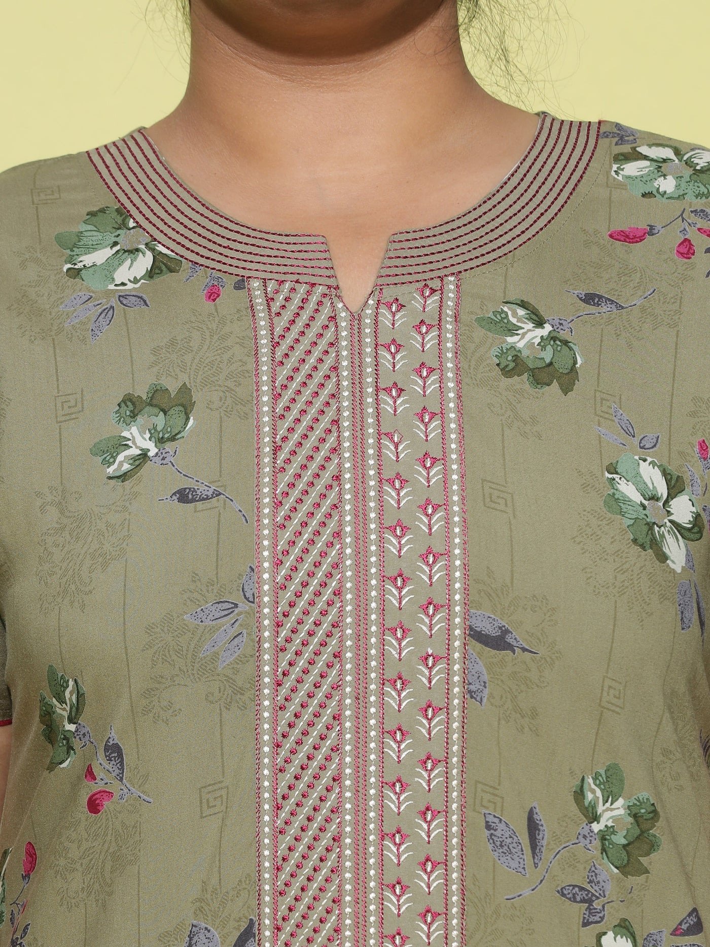 Viscose Designer Nighty Pista Green
