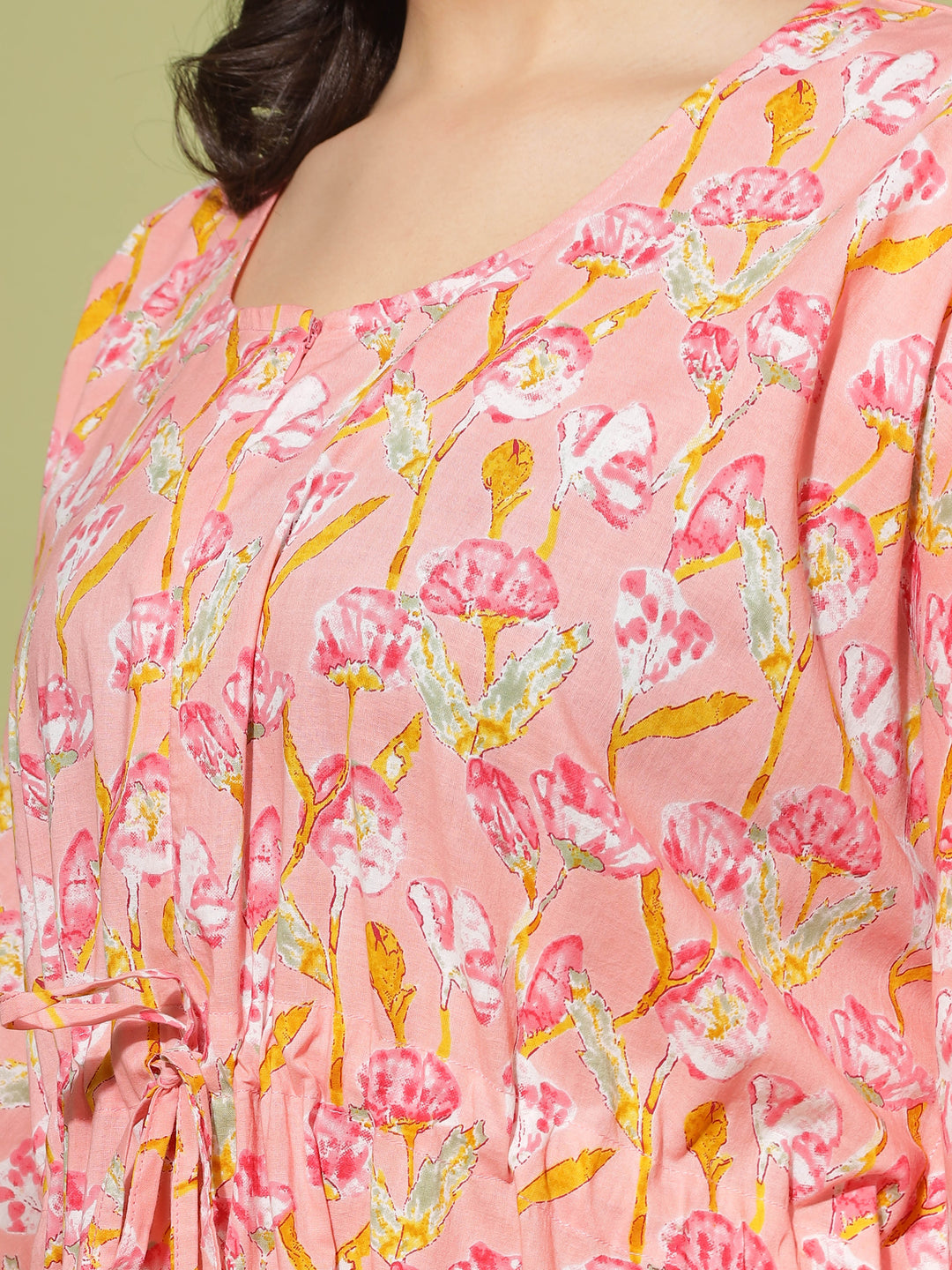 Chic and Functional: Nursing-Friendly Maternity Kaftan in Peach