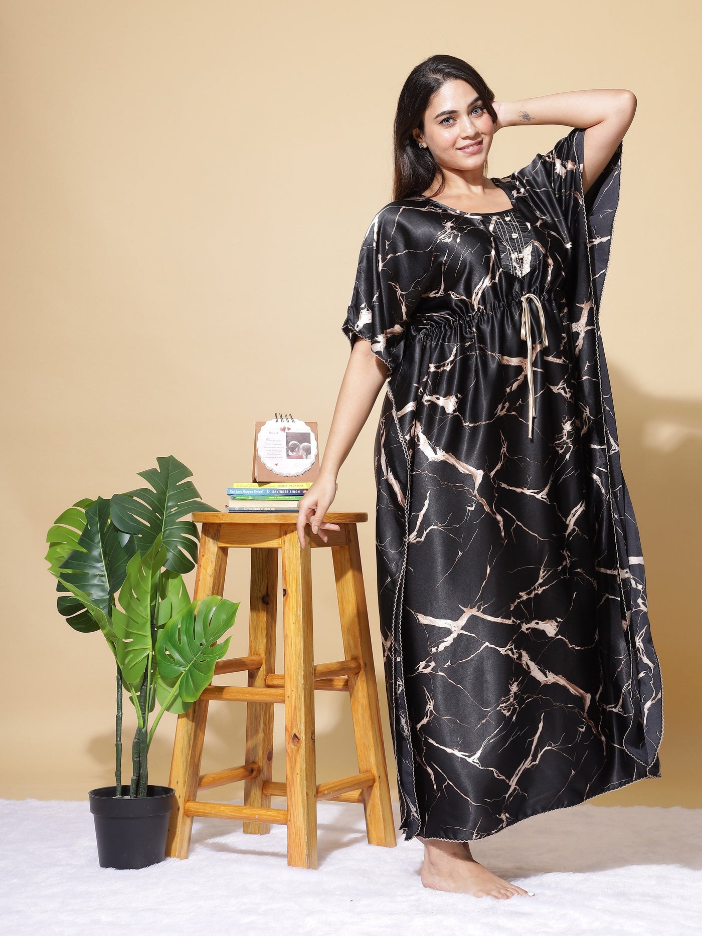 Satin Kaftan Gold Black