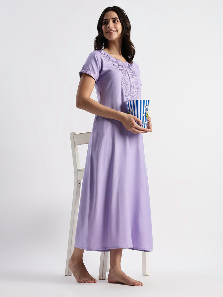 Sadabahar Peri Winkle Embroidered Nighty with Soft Alpine Fabric