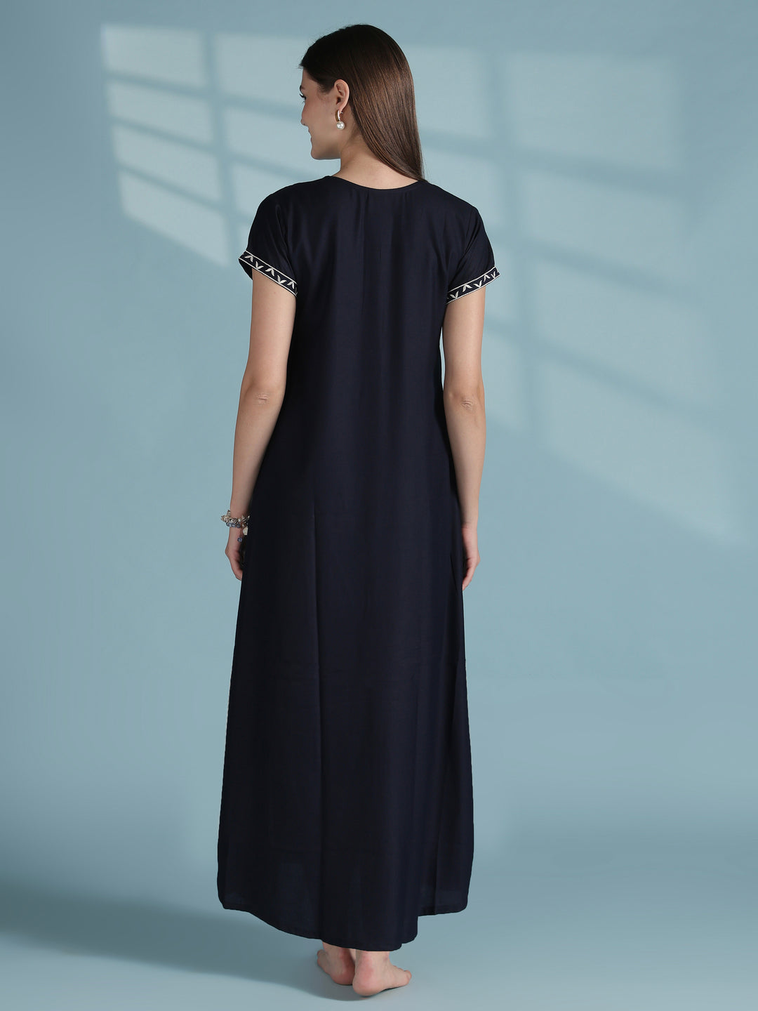 Relaxed Fit Alpine Nighty with Embroidered Sleeves