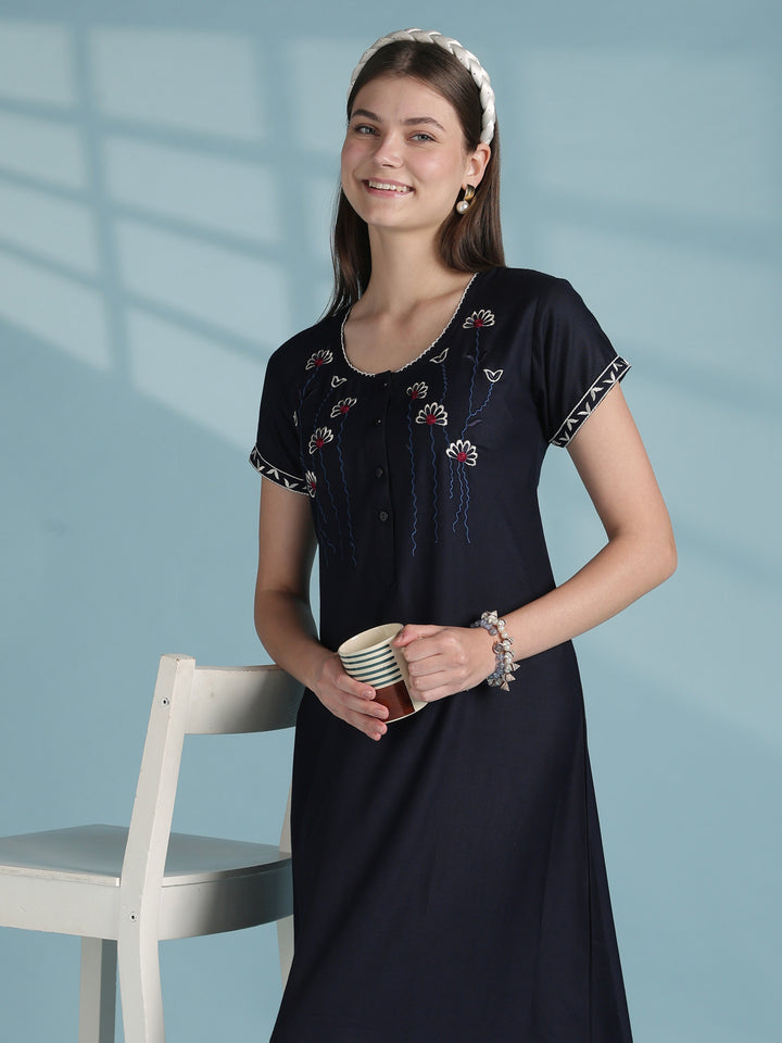 Relaxed Fit Alpine Nighty with Embroidered Sleeves