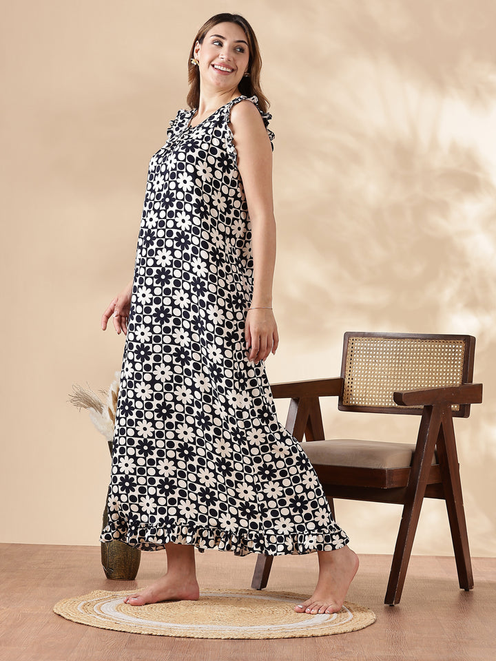 Black and White Rayon Sleeveless Nightdress