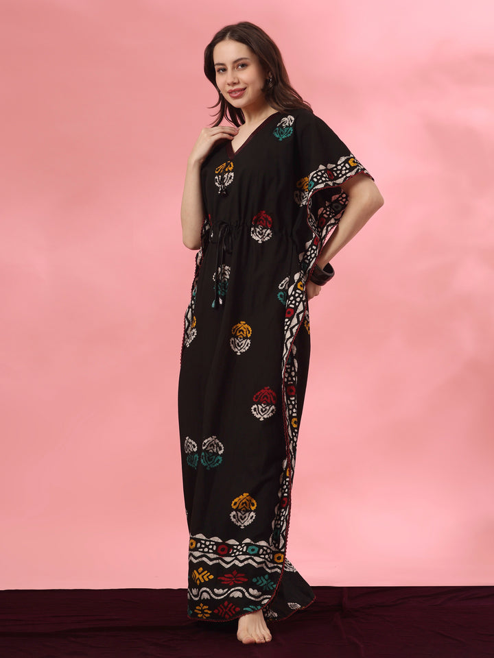 Black Motif Pure Cotton Kaftan with V Neck and Batwing Sleeves