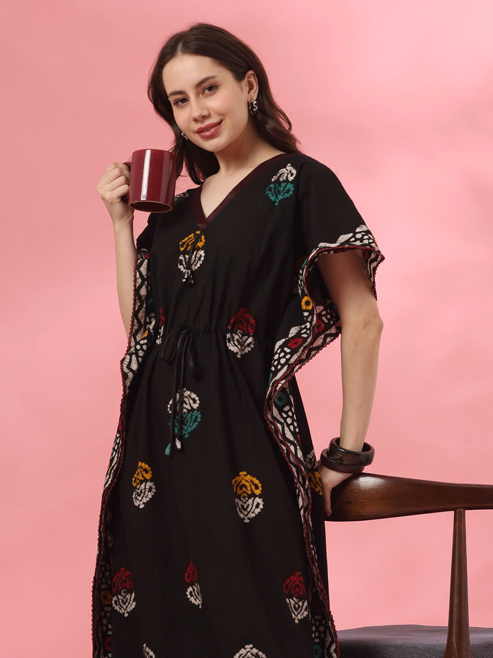 Black Motif Pure Cotton Kaftan with V Neck and Batwing Sleeves