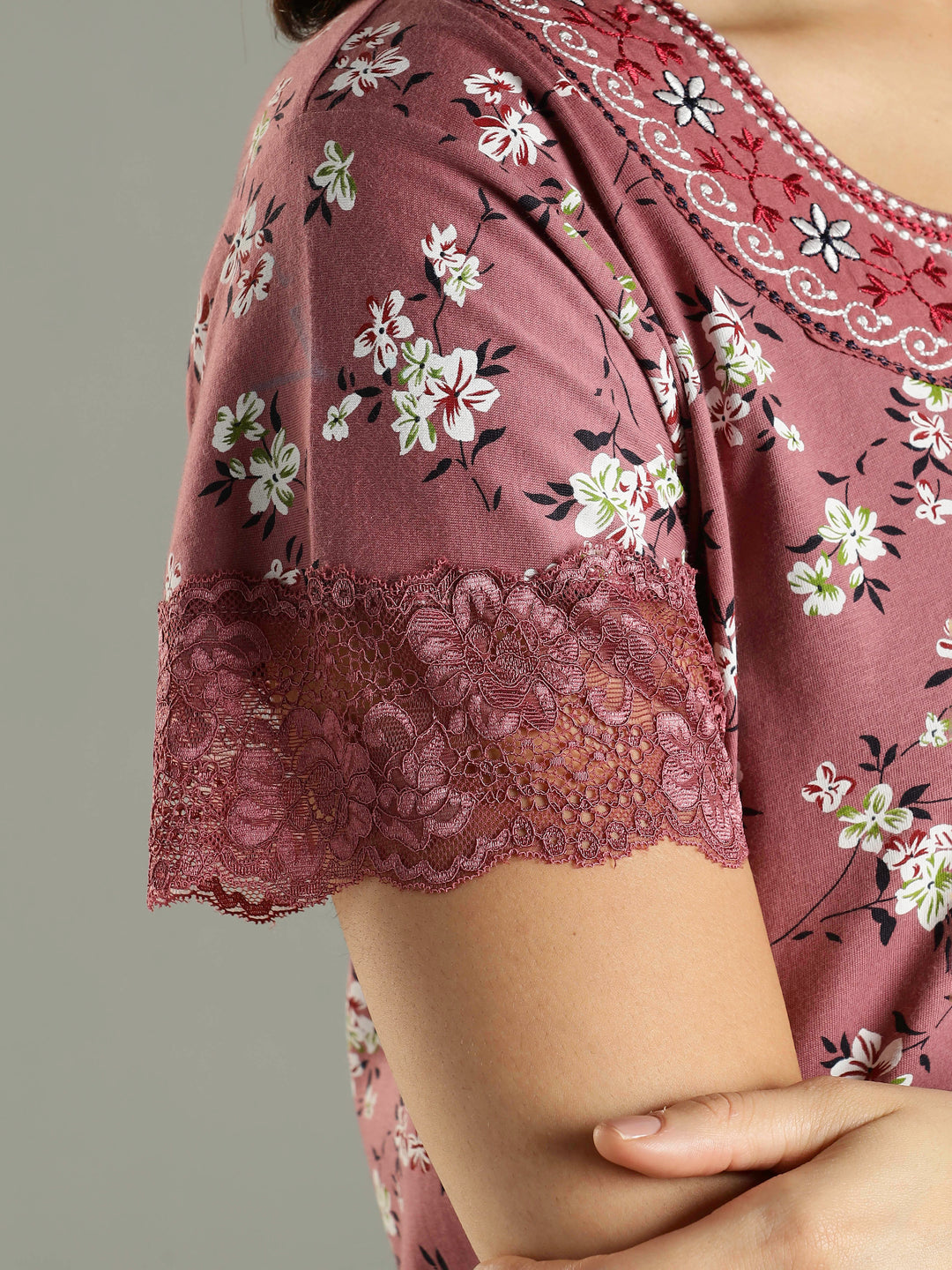 Hosiery Cotton Pink Floral Front Zip Feeding Nighties