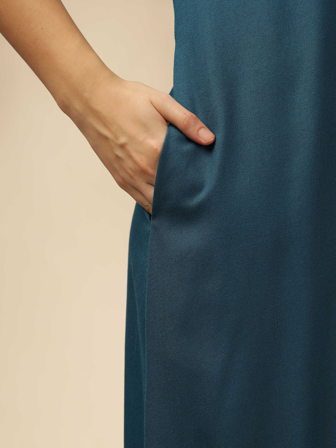 Blue a-line modern nightgown for women with embroidery