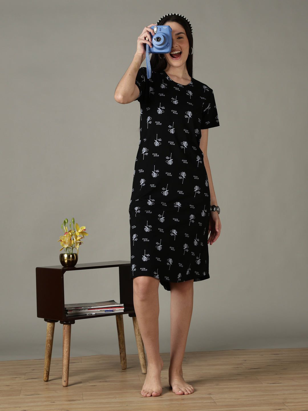 Black floral comfortable sleepwear for women
