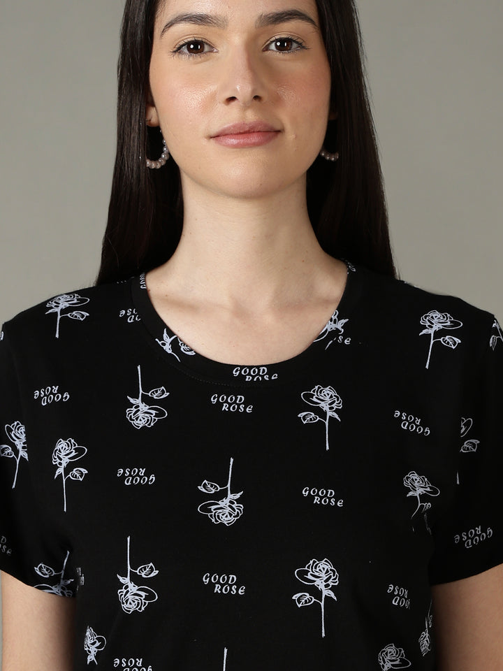 Black floral comfortable sleepwear for women
