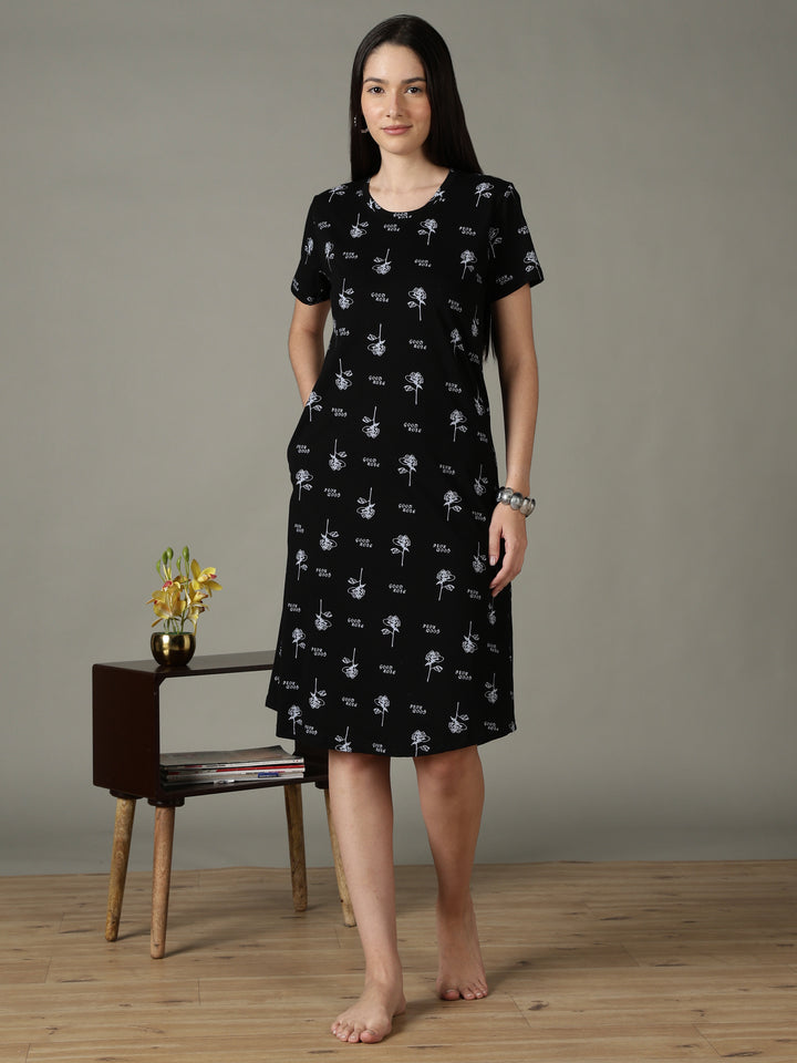 Black floral comfortable sleepwear for women