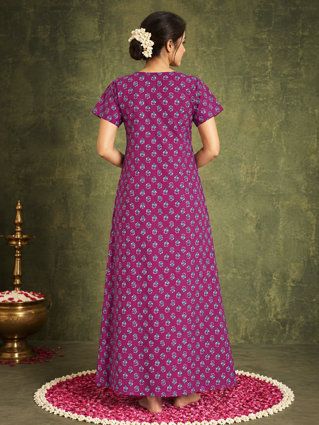 Comfy pure cotton nighty dress for women with pocket