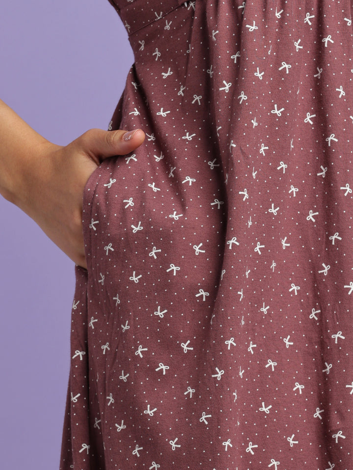Mauve cotton maternity nighty for women with feeding zipper