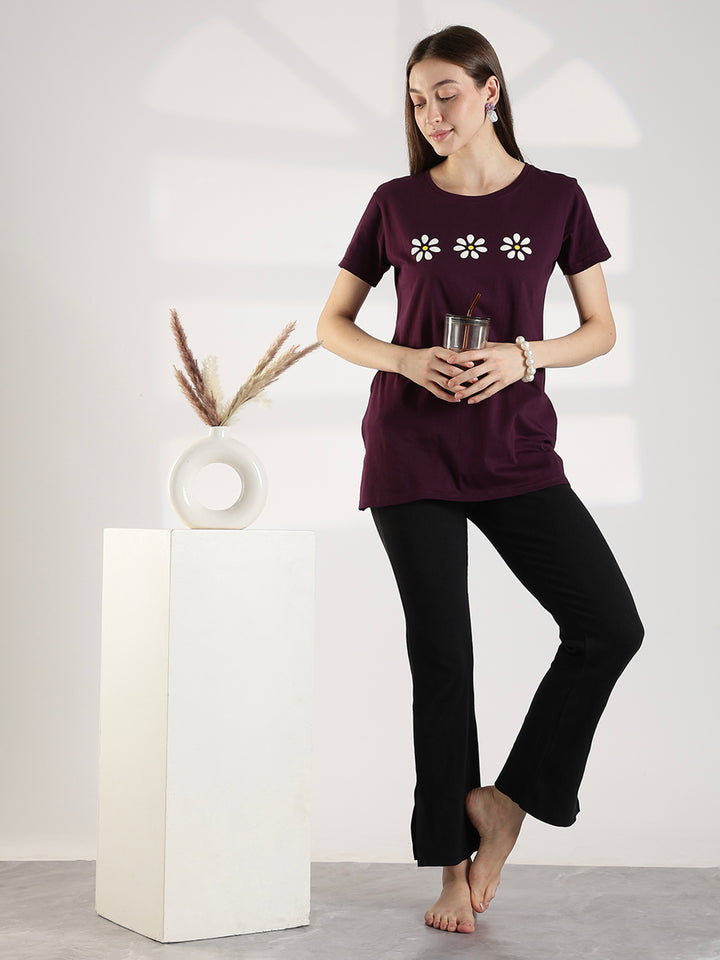 Cotton branded plus size long t shirt for women in wine
