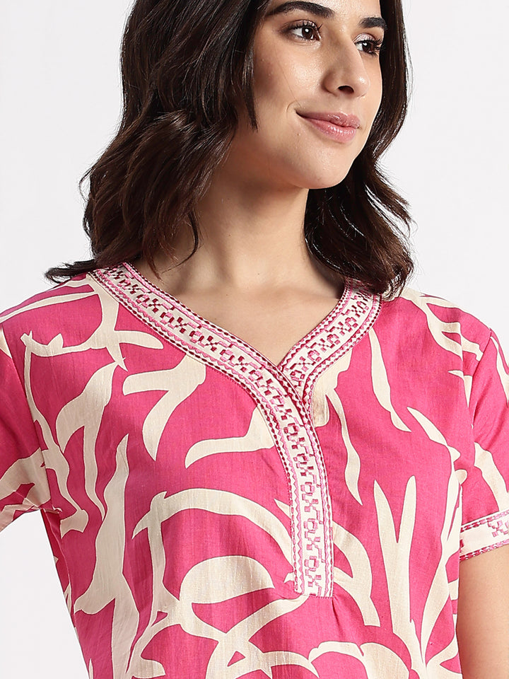 Pink pure cotton leaf print nighty for women