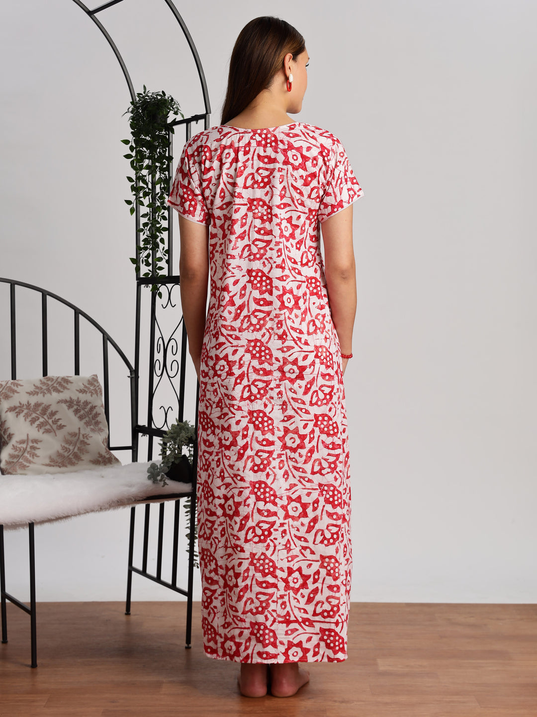 Lavishing red batik print pure cotton nighty for women