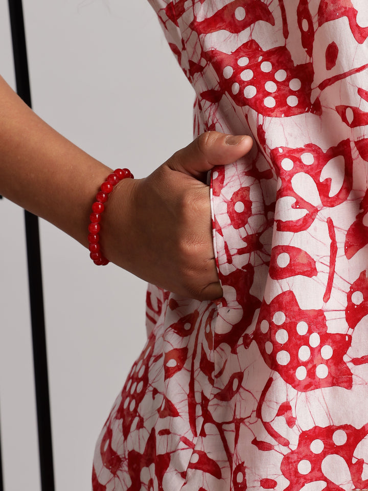 Lavishing red batik print pure cotton nighty for women