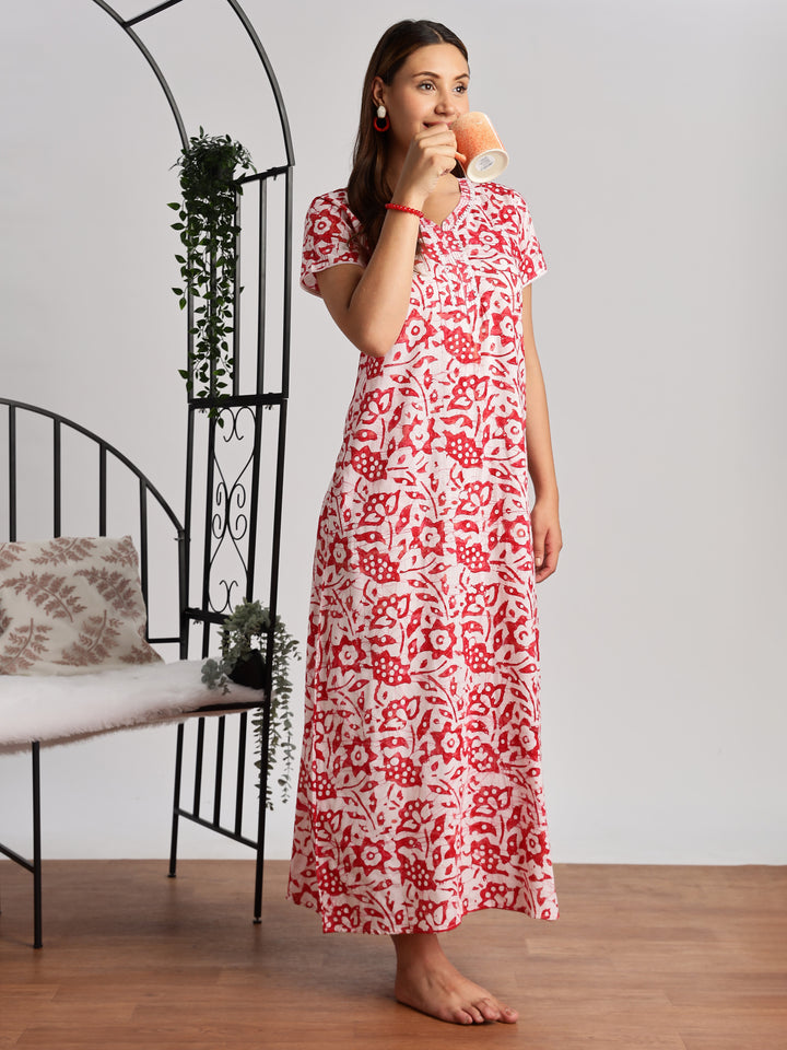 Lavishing red batik print pure cotton nighty for women