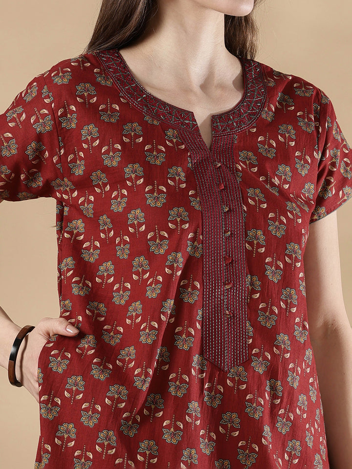 Wine red ethnic print cozy pure cotton nighty for women